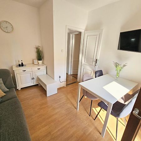 Apartmani Majic Макарска Екстериор снимка