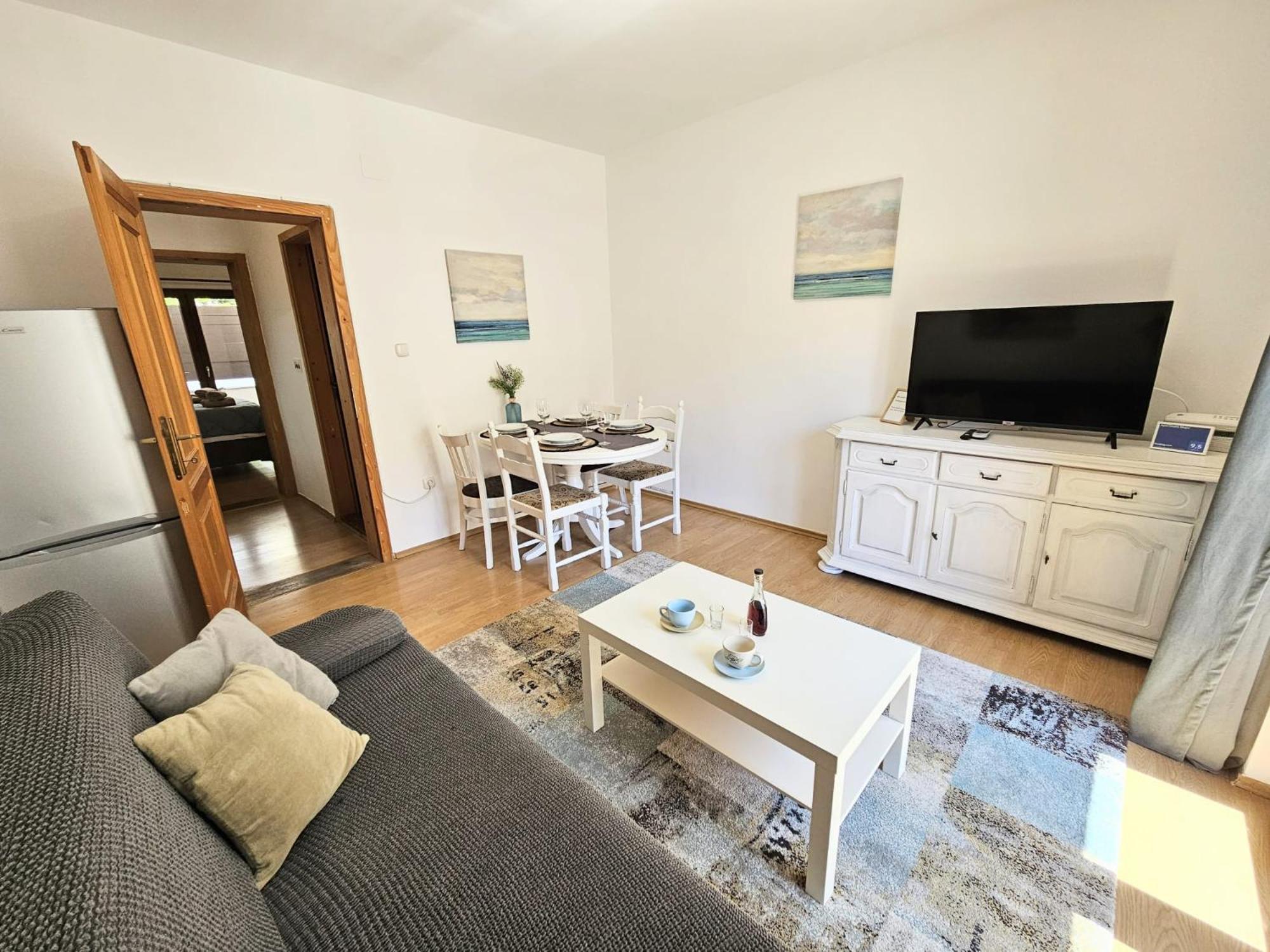 Apartmani Majic Макарска Екстериор снимка